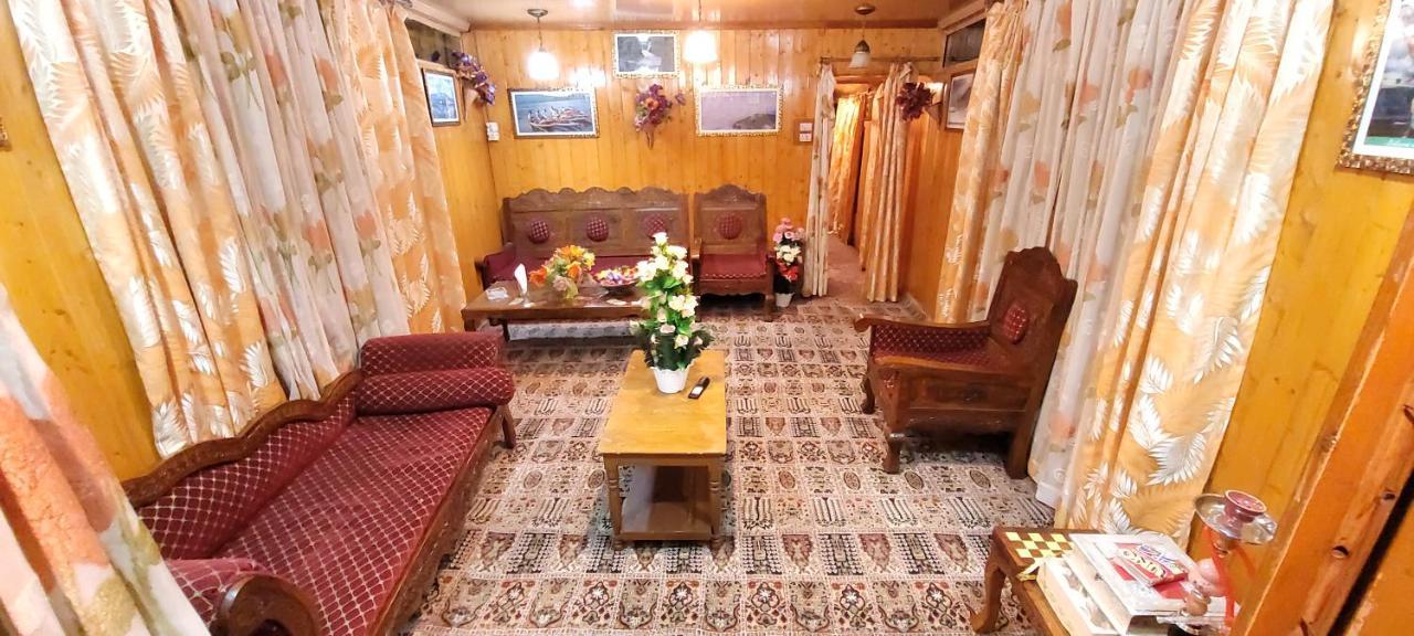 Tashkand Houseboat Срінагар Екстер'єр фото